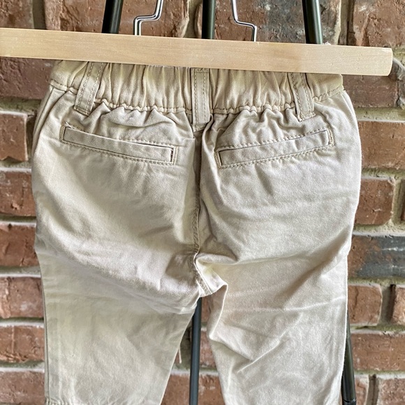 3-6M Gap Khaki Pants - Picture 4 of 4
